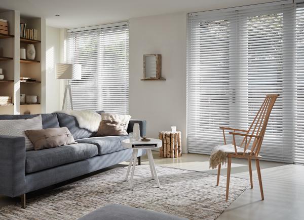 NZWS Luxaflex Aluminium Venetian Blinds VB 1476 WIT